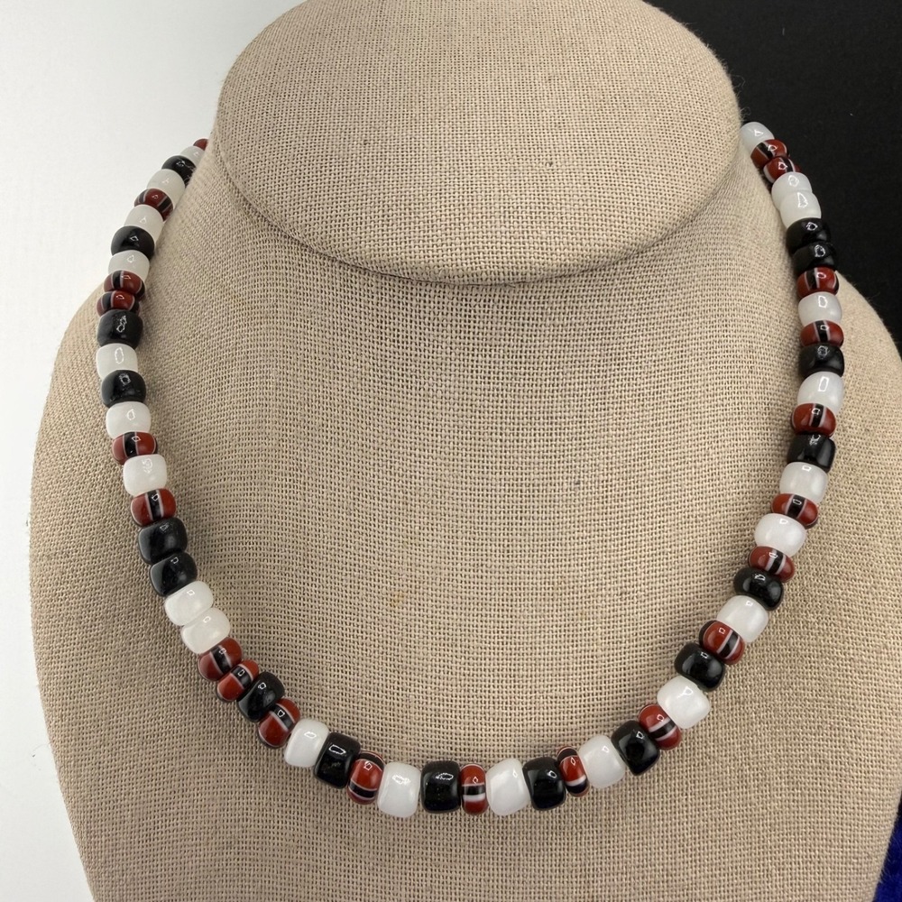 Vintage Estate Necklace Red Black White Beaded Surfer Beach 16”